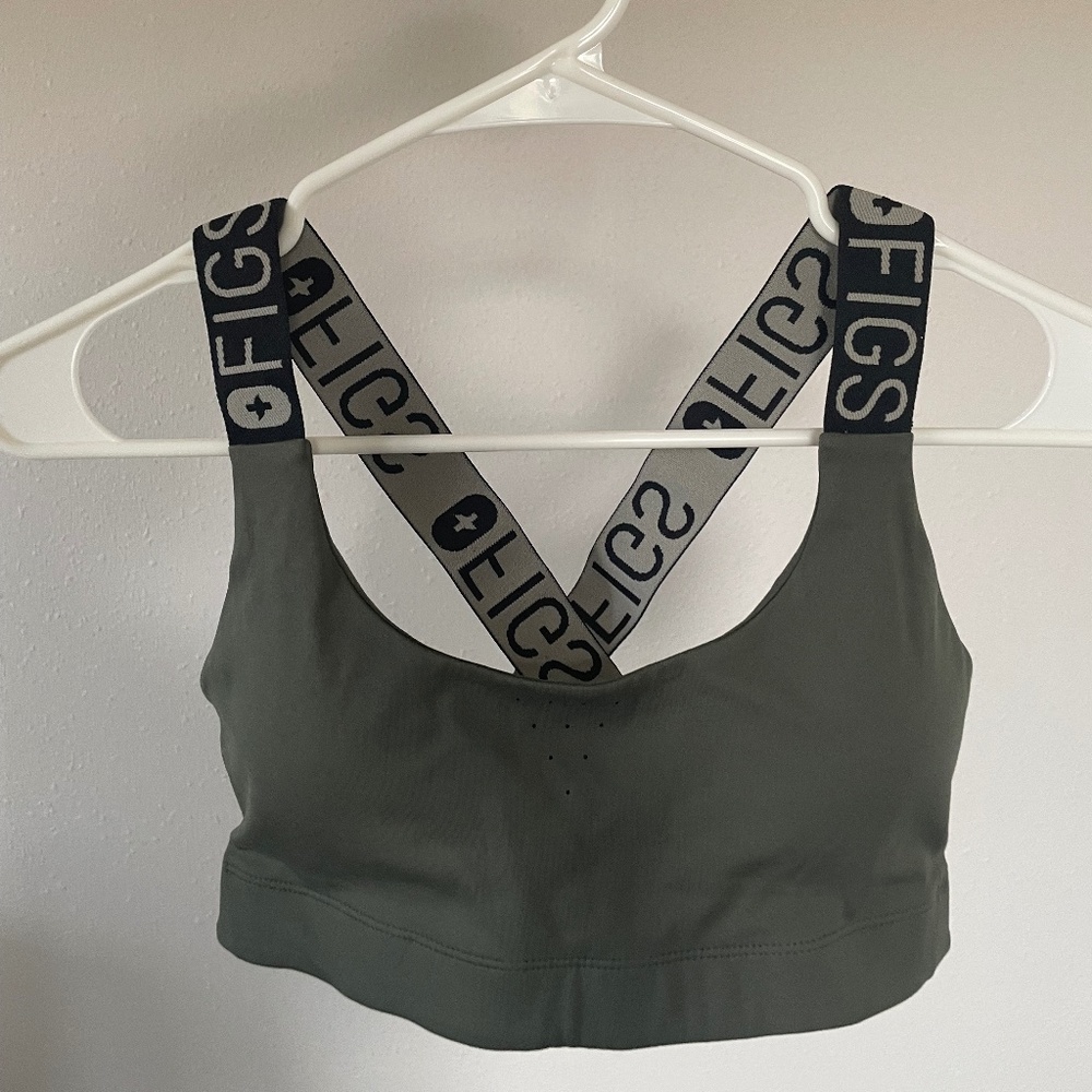 NWT Figs Sports Bra